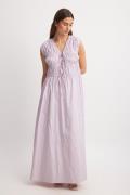 NA-KD Striped Tie Chest Detail Maxi Dress - Stripe