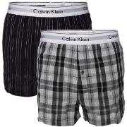 Calvin Klein 2P Modern Cotton Woven Slim Fit Boxer Svart mønstret vevd...