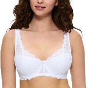 Triumph BH Amourette Wired Bra With Lace Hvit F 80 Dame