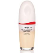 Shiseido Revitalessence Glow Foundation 110 Alabaster - 30 ml