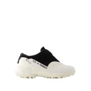 Swift R3 GTX Lo Sneakers - Svart/Off-White Skinn