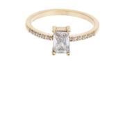 Single Baguette Ring W/Crystals Crystal