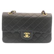 Pre-owned Svart skinn Chanel skulderveske