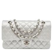 Pre-owned Solv stoff Chanel klaff veske