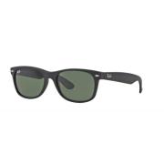 Nye Wayfarer solbriller i svart med grønne linser
