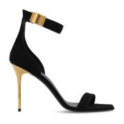 ‘Uma’ høyhælte sandaler