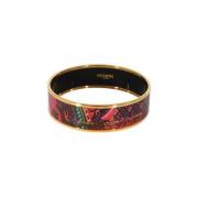 Pre-owned Fabric bracelets
