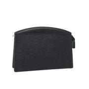 Pre-owned Leather clutches