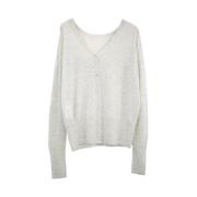 V-neck Knitwear