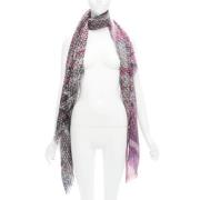 Pre-owned Cashmere scarves