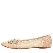 Pre-owned Lace flats