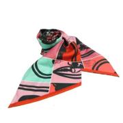 Pre-owned Silk scarves