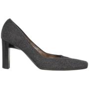 Pre-owned Wool heels