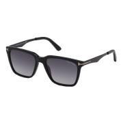 Stilige solbriller i blank svart/grå