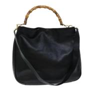 Pre-owned Leather handbags