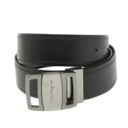 Pre-owned Leather belts