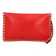 Pre-owned Leather clutches