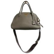 Pre-owned Leather handbags