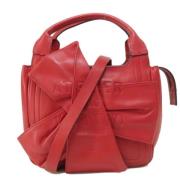 Pre-owned Fabric handbags