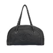 Pre-owned Leather handbags