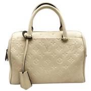 Pre-owned Leather handbags