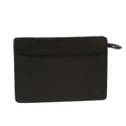 Pre-owned Leather clutches