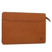 Pre-owned Leather clutches