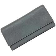 Pre-owned Leather wallets