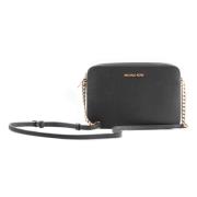 East West Saffiano Lær Crossbody Veske