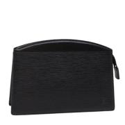 Pre-owned Leather clutches