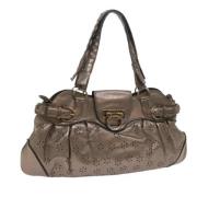 Pre-owned Leather handbags