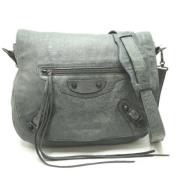 Pre-owned Leather shoulder-bags