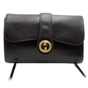 Pre-owned Leather clutches