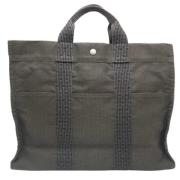 Pre-owned Canvas handbags