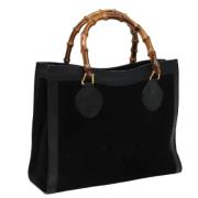 Pre-owned Suede handbags