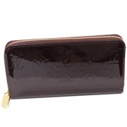 Pre-owned Leather wallets