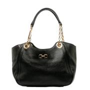 Pre-owned Leather handbags