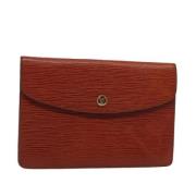 Pre-owned Leather clutches