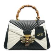 Pre-owned Leather handbags