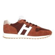 Hev sneaker-spillet ditt med H429 Semsket og Lerret Sneakers