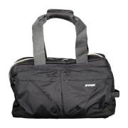 Sporty Duffel Bag Svart Kontrastdetaljer