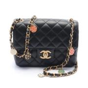 Pre-owned Leather chanel-bags