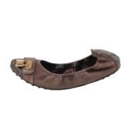 Pre-owned Leather flats