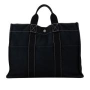 Pre-owned Canvas handbags