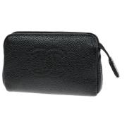 Pre-owned Leather clutches