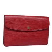 Pre-owned Leather clutches