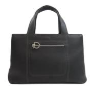 Pre-owned Leather handbags