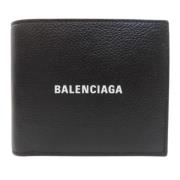 Pre-owned Leather wallets