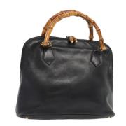 Pre-owned Leather handbags