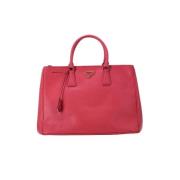 Pre-owned Leather handbags